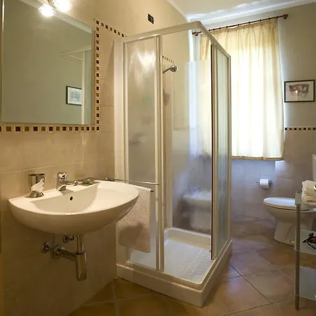 Cascina Monchiero בית חווה