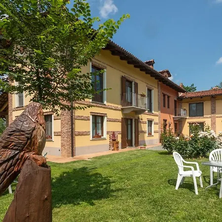 Cascina Monchiero Çiftlik konaklama *